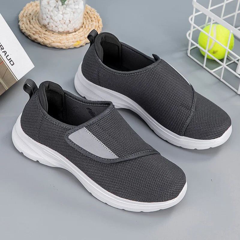 Women's Casual Shoes 