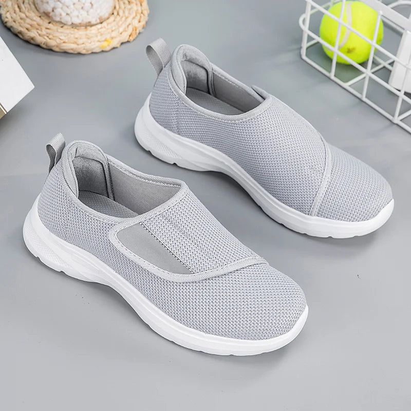 Women's Casual Shoes 